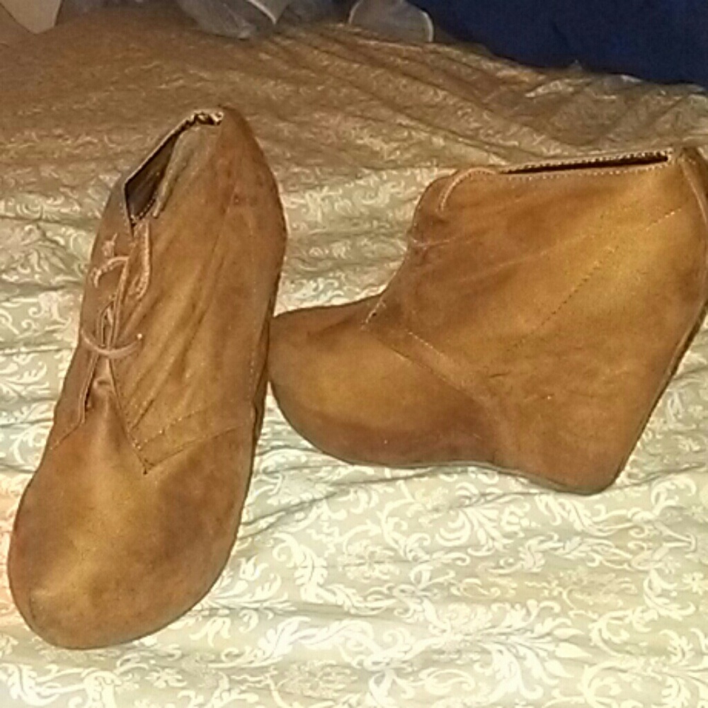 Female booties - Picture 3 of 3